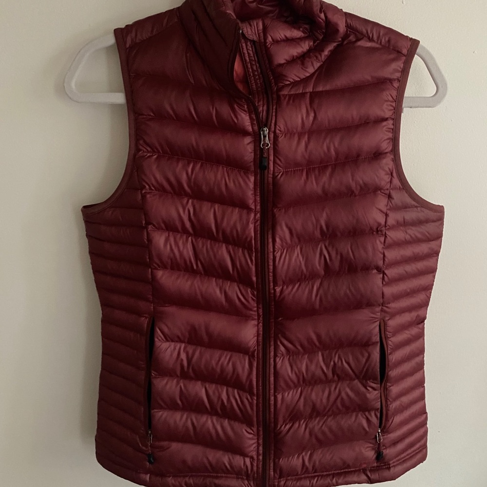 Women’s Eastern Mountain Sports Down Vest